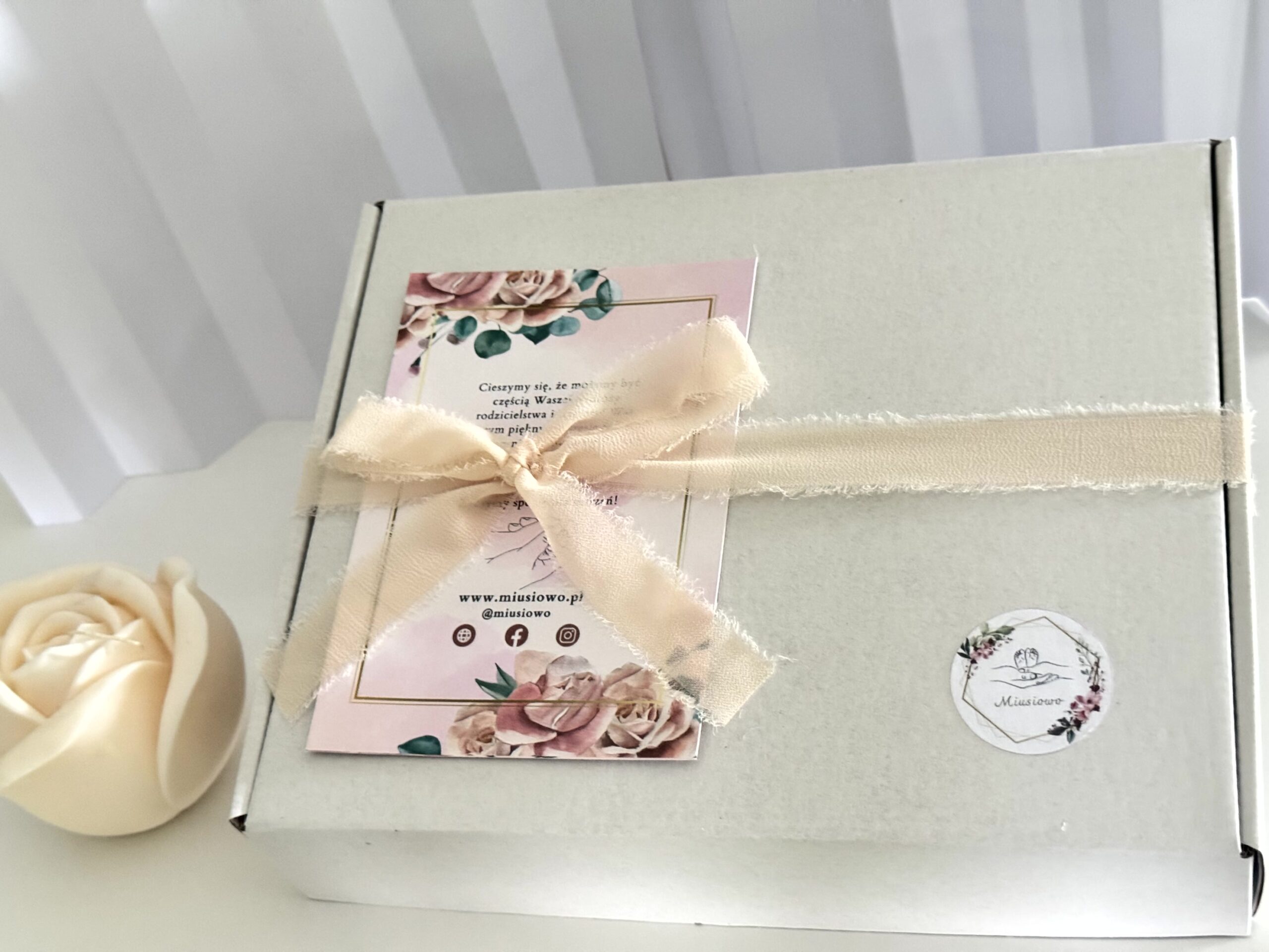 Prezent zestaw box na narodziny dziecka Pastelowa Radość - obrazek 5